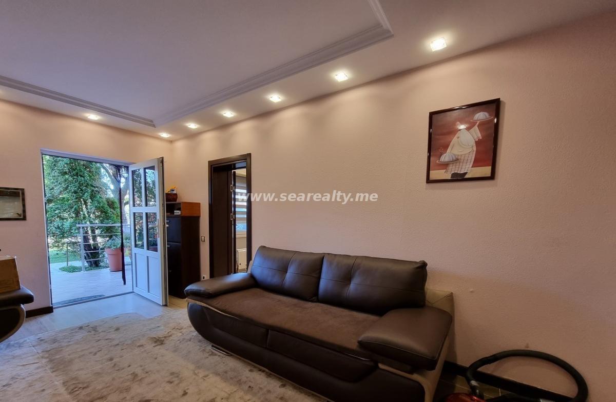 House for sale 24