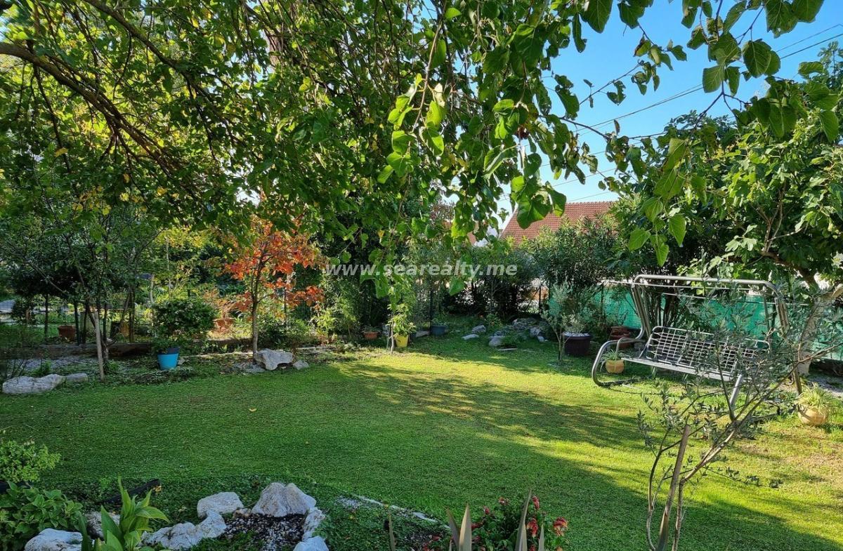 House for sale 25