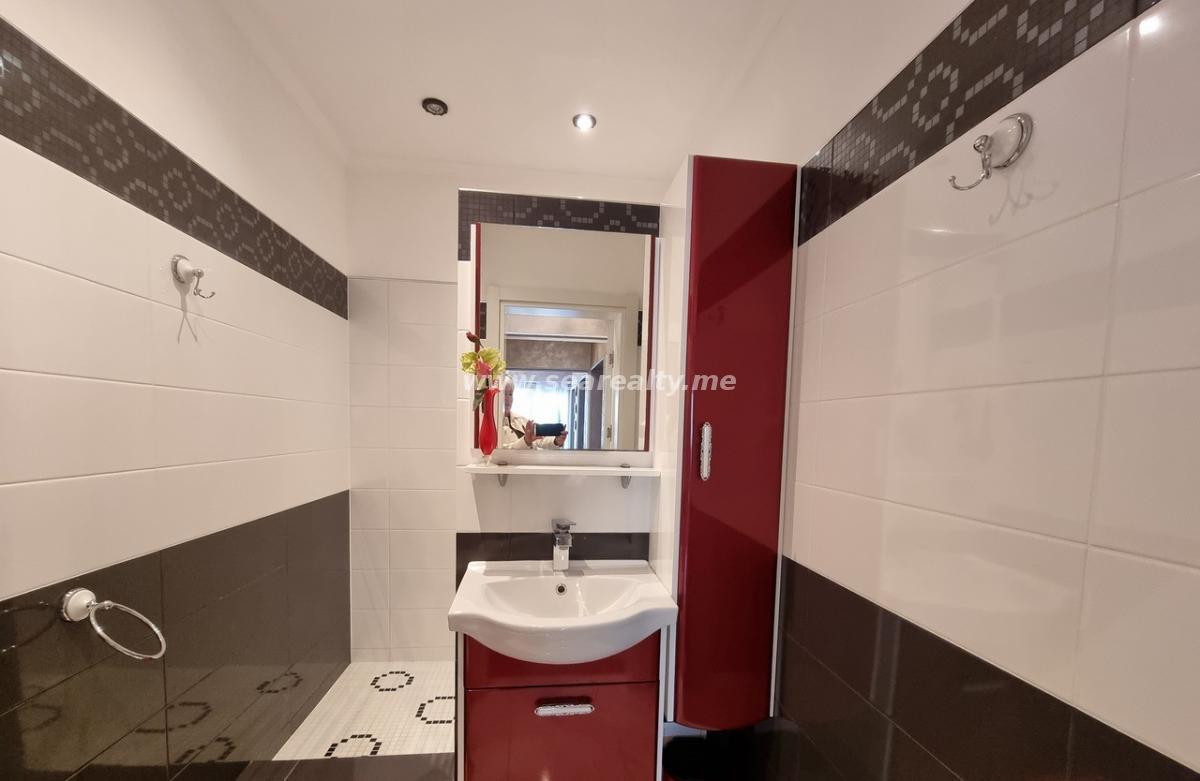 House for sale 8