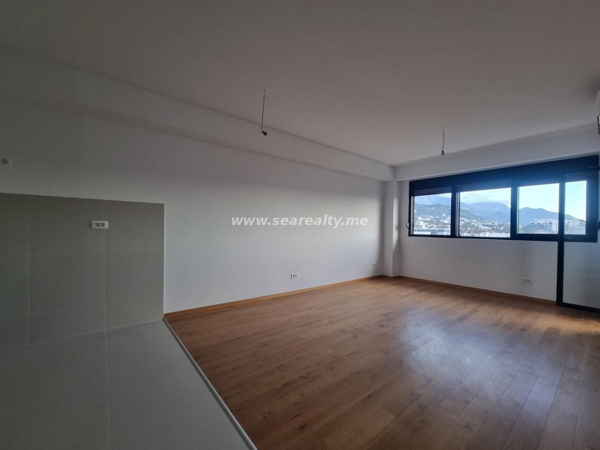 One bedroom apartment for sale 4