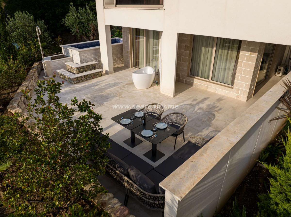 Stan u Budvi, 56m² 2