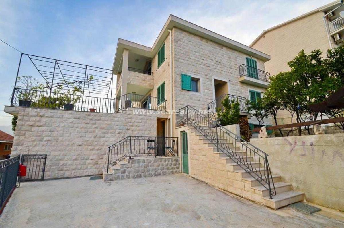 Kuća u Tivtu, 105m² 12