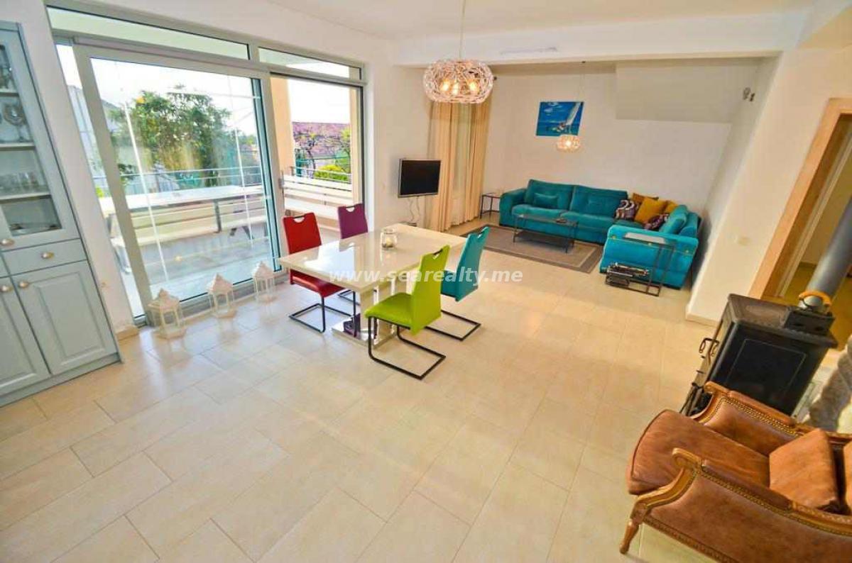 Kuća u Tivtu, 105m² 24