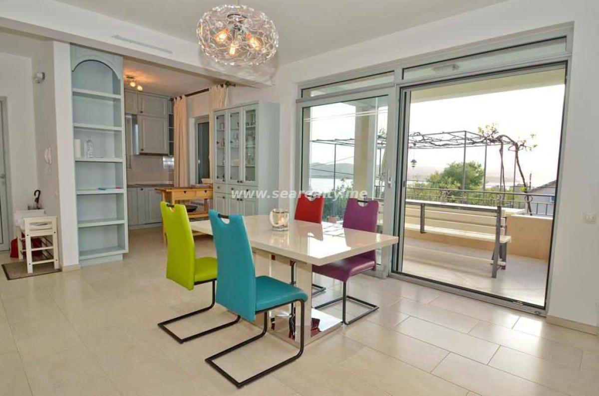 Kuća u Tivtu, 105m² 26
