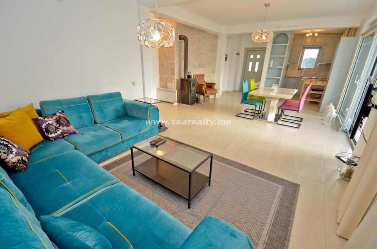 Kuća u Tivtu, 105m² 36
