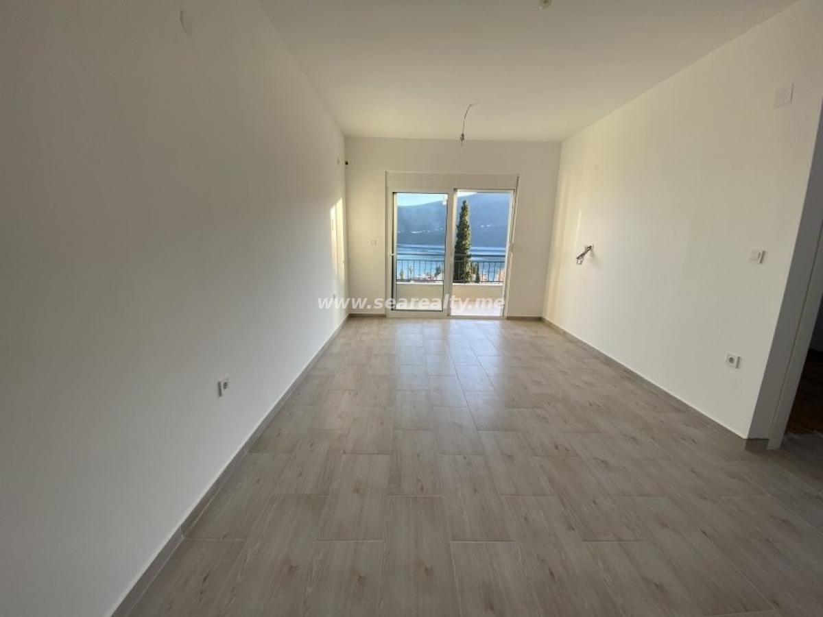Stan u Herceg Novom, 43m² 2