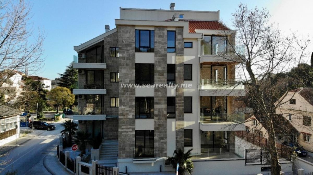 Stan u Tivtu, 40m² 2