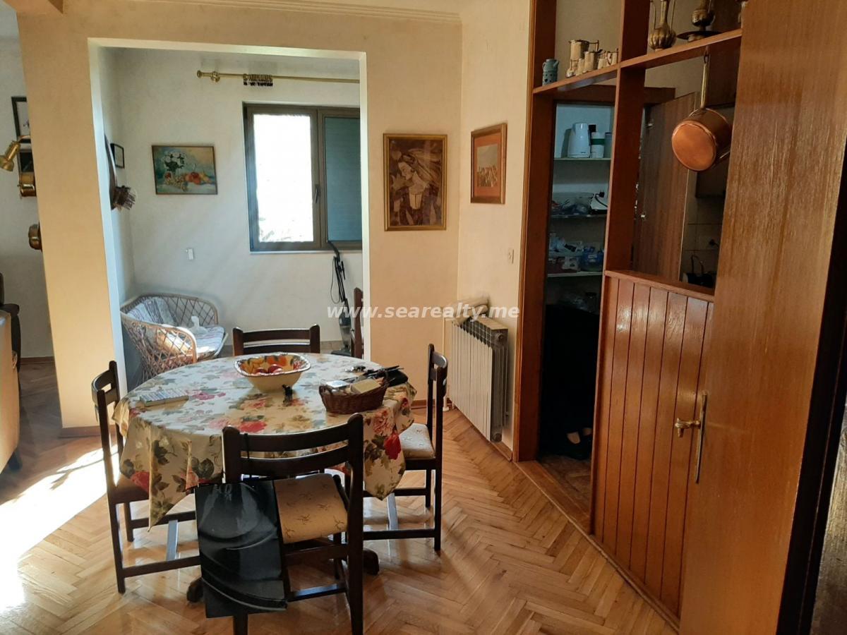 Kuća u Kotoru, 650m² 17