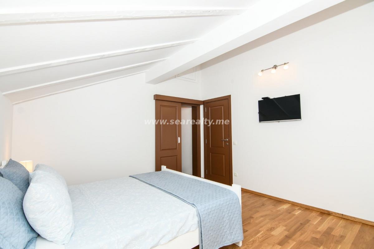Kuća u Kotoru, 650m² 23