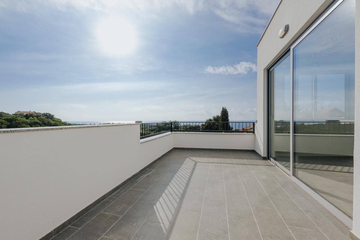 Kuća u Baru, 250m² 20