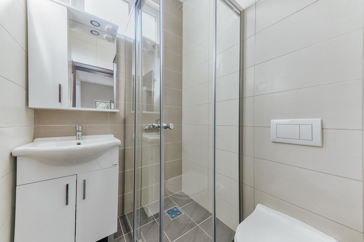Kuća u Baru, 250m² 7
