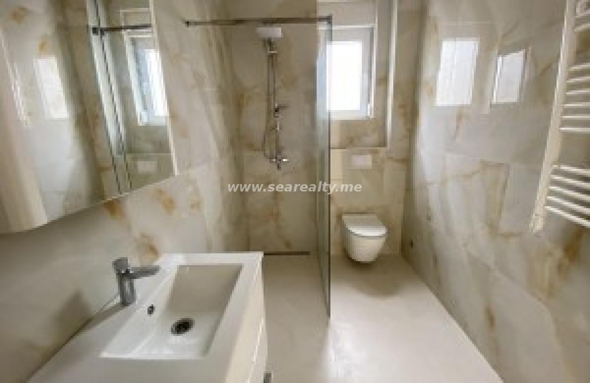 Stan u Herceg Novom, 69m² 3
