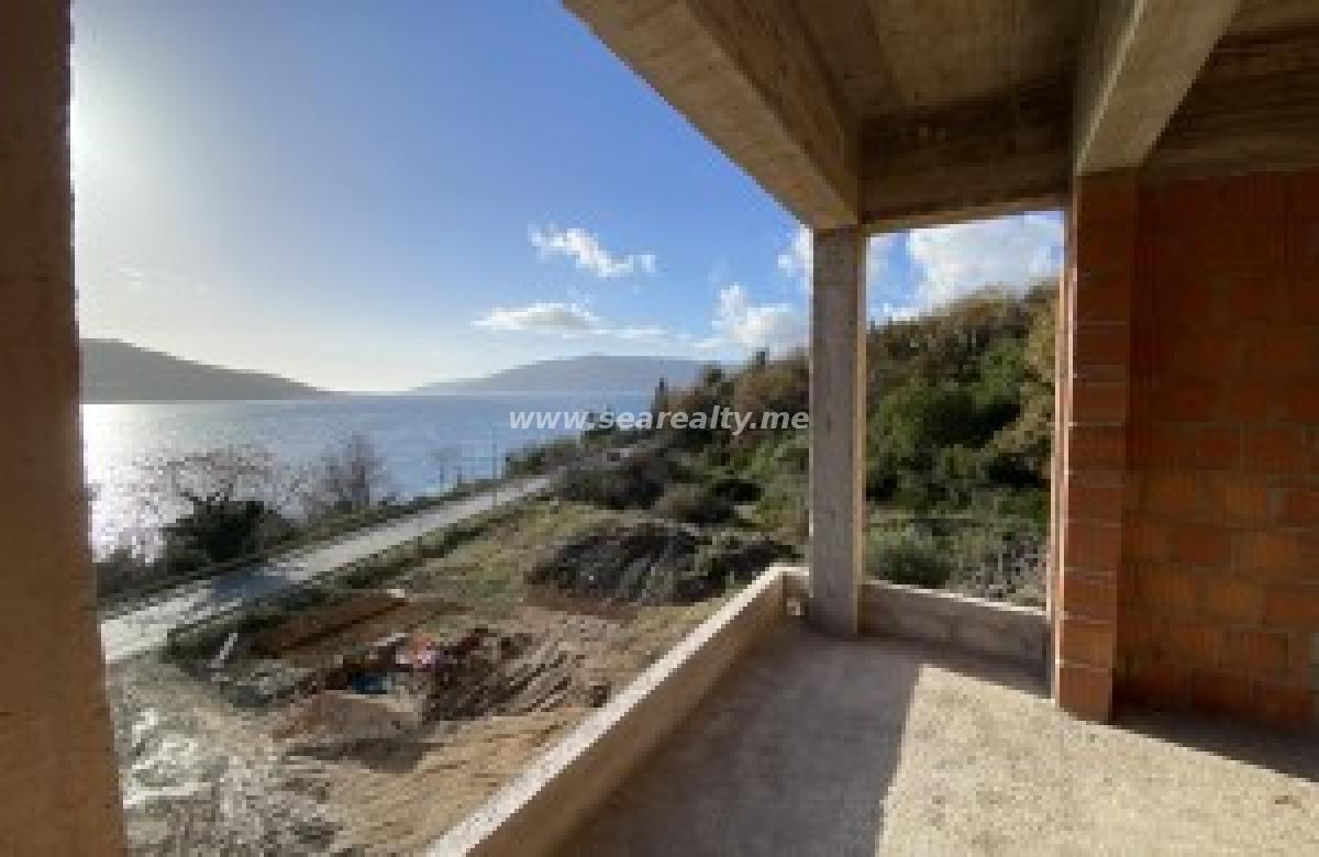 Apartment-Flat for Sale Kumbor 6