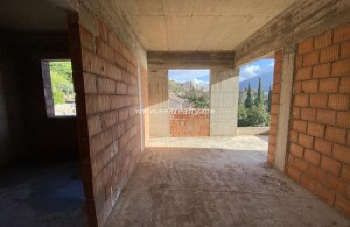 Apartment-Flat for Sale Kumbor 3