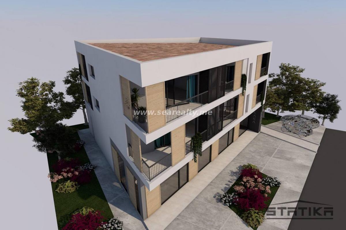 Nekretnina u Budvi, 620m²