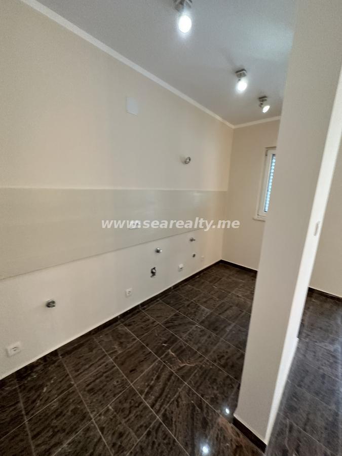 Jednoiposoban stan u Baru, 73m² 11