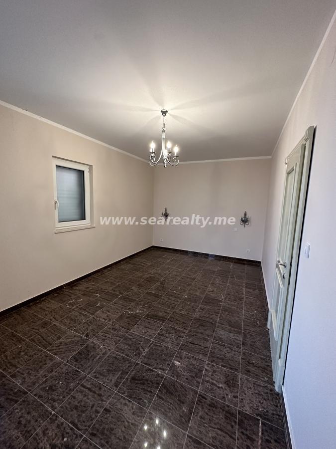 Jednoiposoban stan u Baru, 73m² 3