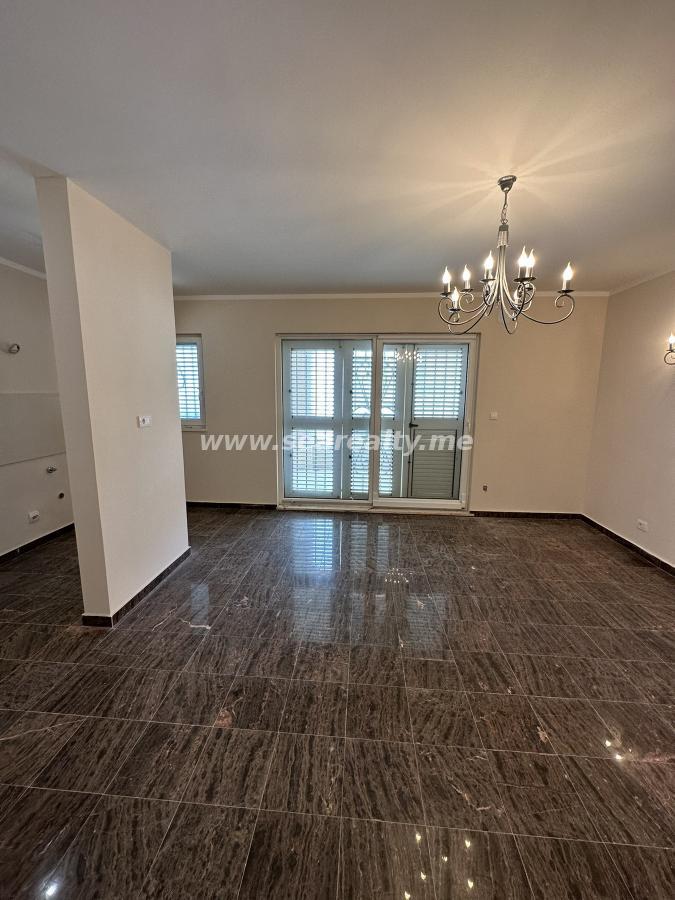 Jednoiposoban stan u Baru, 73m² 9