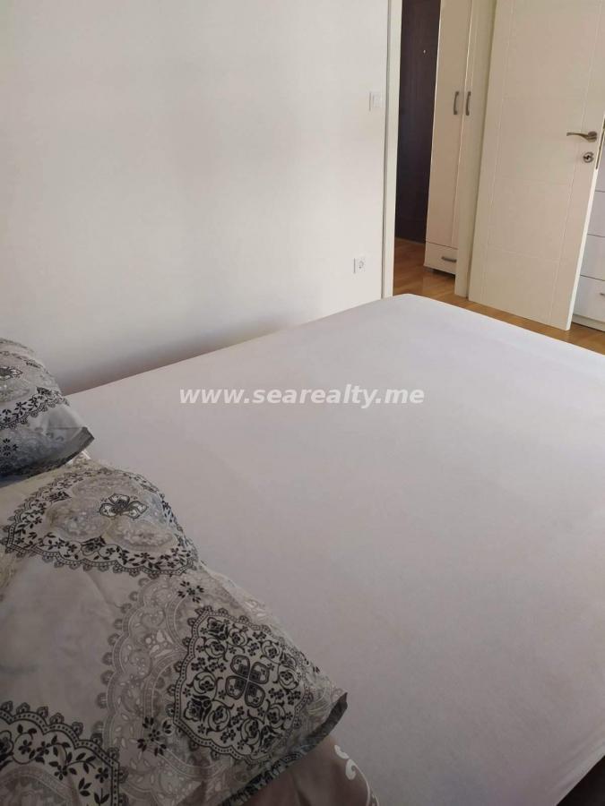 Dvoiposoban stan u Herceg Novom, 53m² 6
