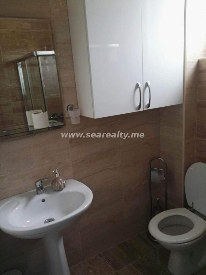 Dvoiposoban stan u Herceg Novom, 53m² 7