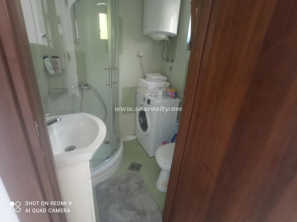 House for Sale in Herceg Novi with sea view 11