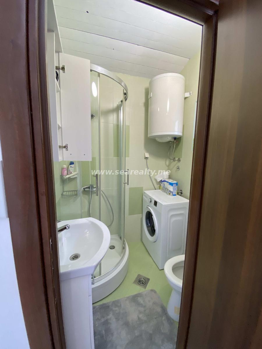 House for Sale in Herceg Novi with sea view 13