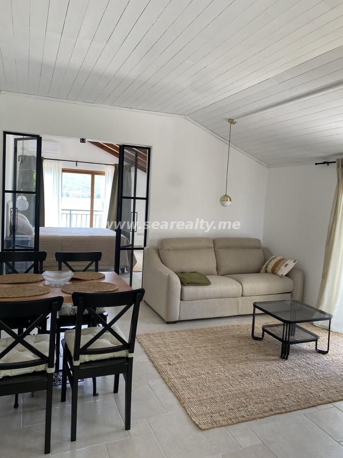 House for Sale in Herceg Novi with sea view 5