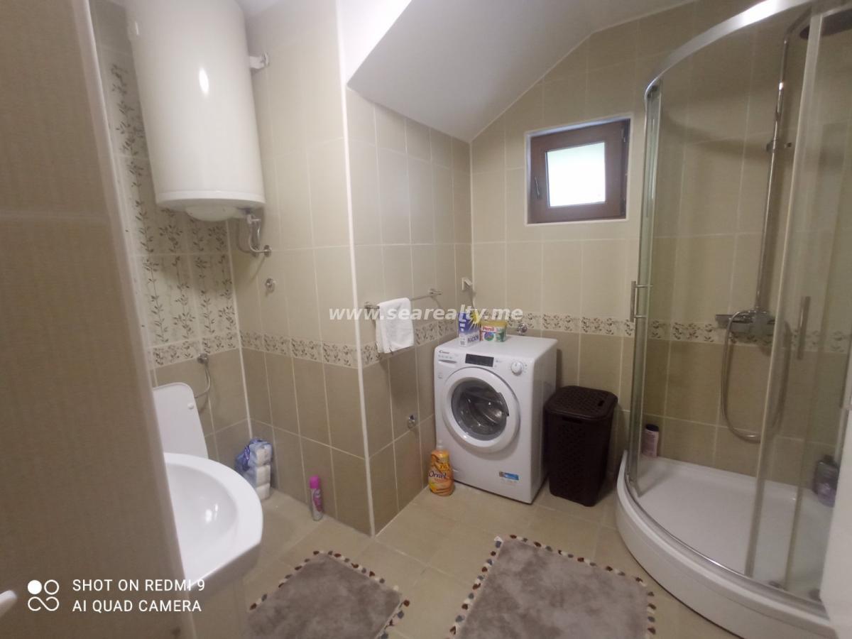 House for Sale in Herceg Novi with sea view 10