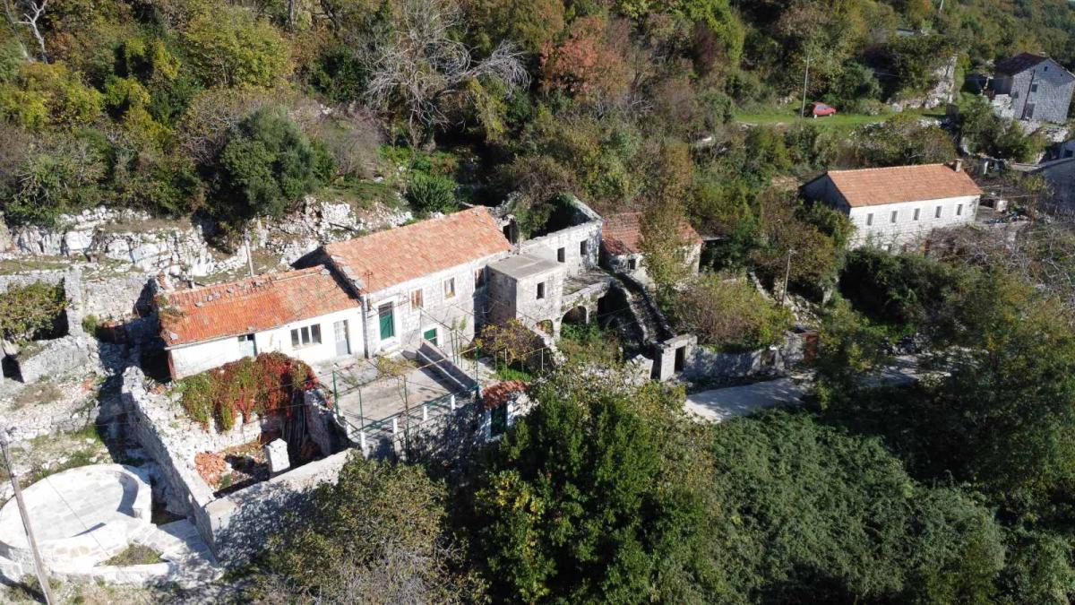 Stone House Ruin for Sale 8