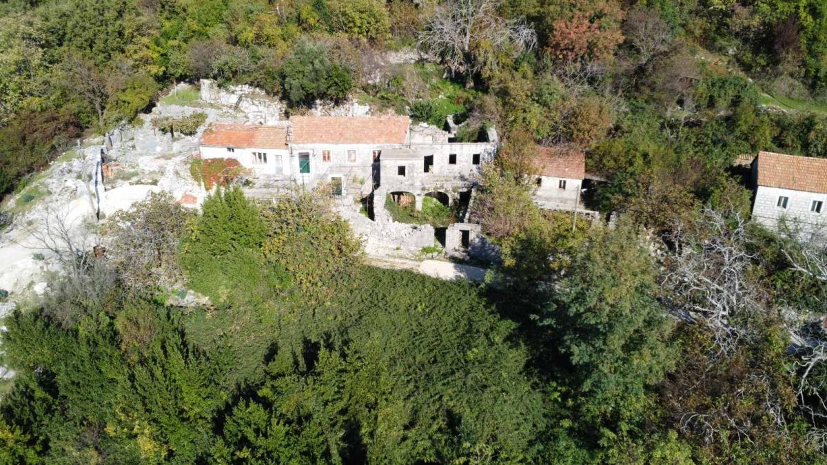 Stone House Ruin for Sale 10