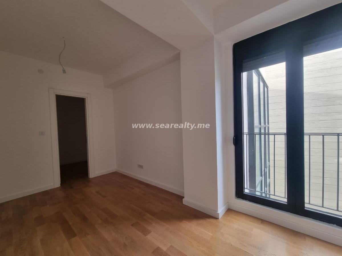 Exclusive One-Bedroom Apartment for Sale - Tivat 12