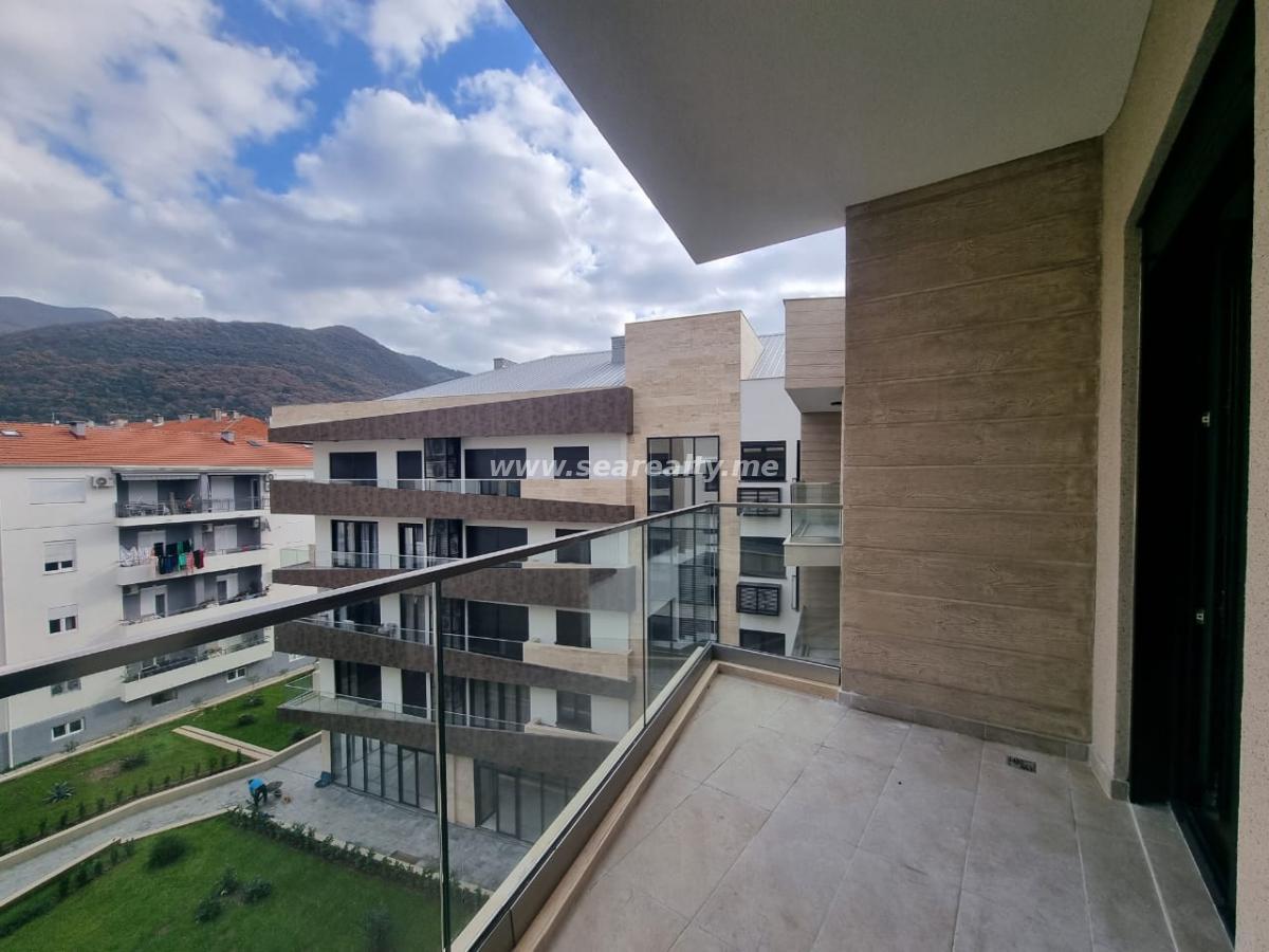 Exclusive One-Bedroom Apartment for Sale - Tivat 3