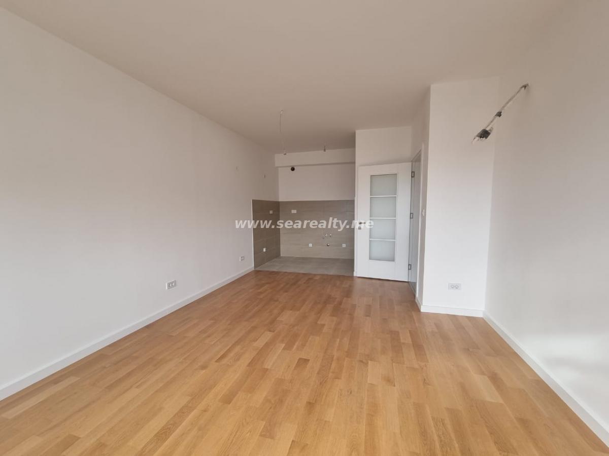 Two-Bedroom Apartment for Sale - Tivat 5