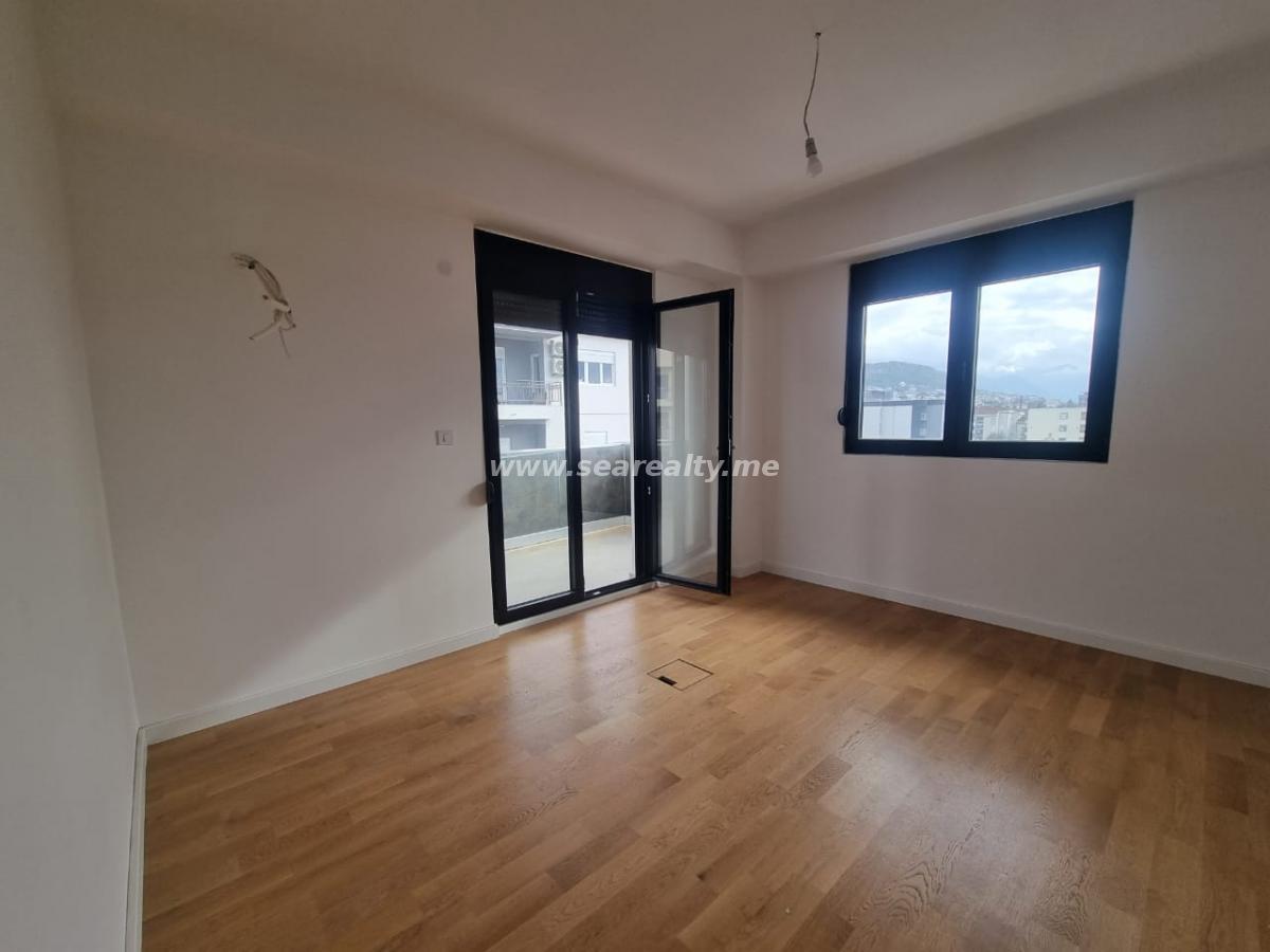 Two-Bedroom Apartment for Sale - Tivat 6