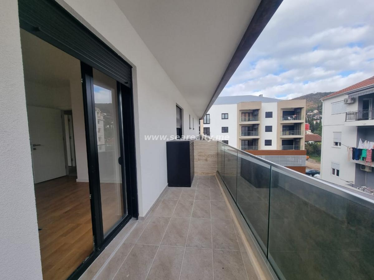 Two-Bedroom Apartment for Sale - Tivat 9
