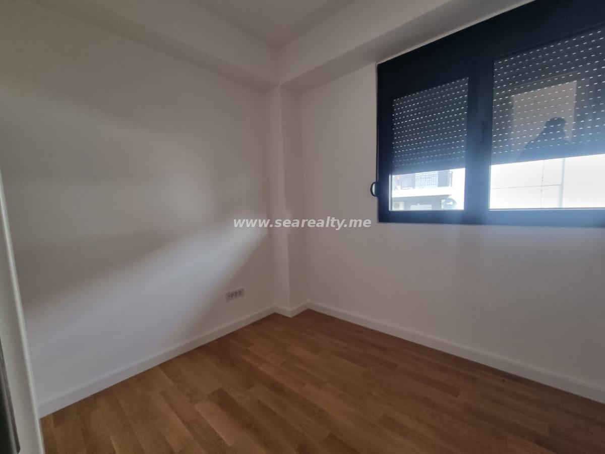 Two-Bedroom Apartment for Sale - Tivat 10