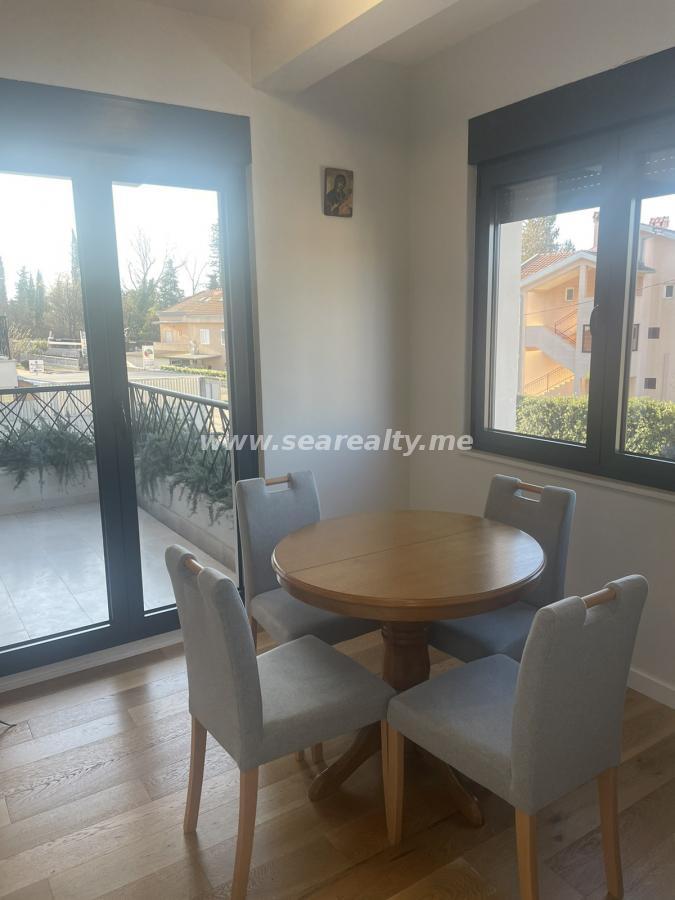 Dvoiposoban stan u Kotoru, 67m² 3