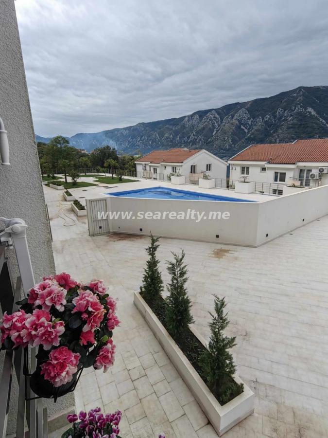 Sale - Modern One-Bedroom Apartment with Sea View 19