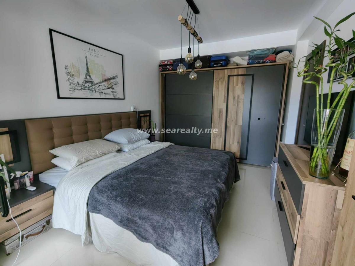 Sale - Modern One-Bedroom Apartment with Sea View 23