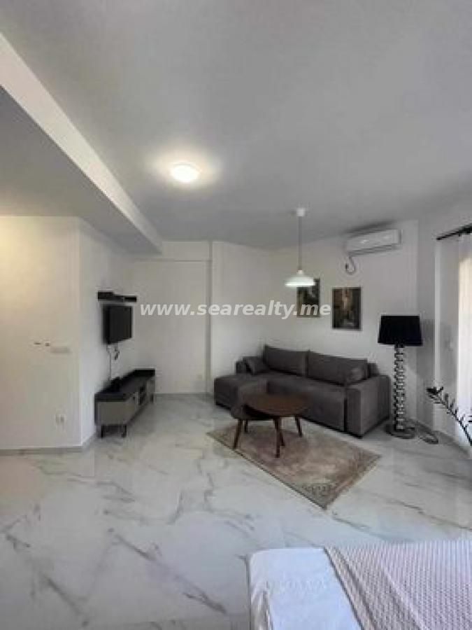 Jednoiposoban stan u Budvi, 43m² 2