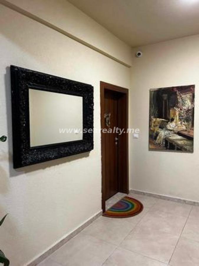 Jednoiposoban stan u Budvi, 43m² 9