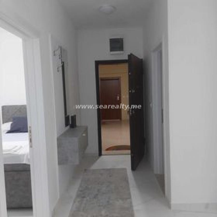 Dvoiposoban stan u Budvi, 64m² 17