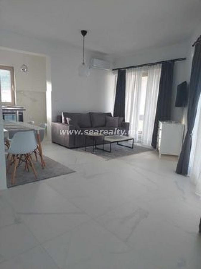 Dvoiposoban stan u Budvi, 64m² 26