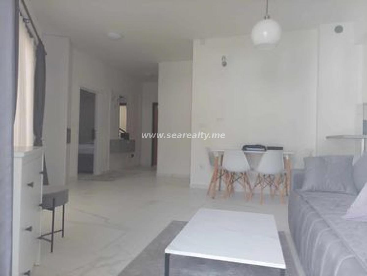 Dvoiposoban stan u Budvi, 64m² 4