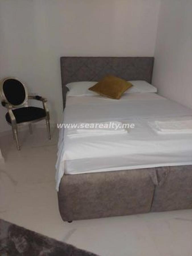 Dvoiposoban stan u Budvi, 64m² 6