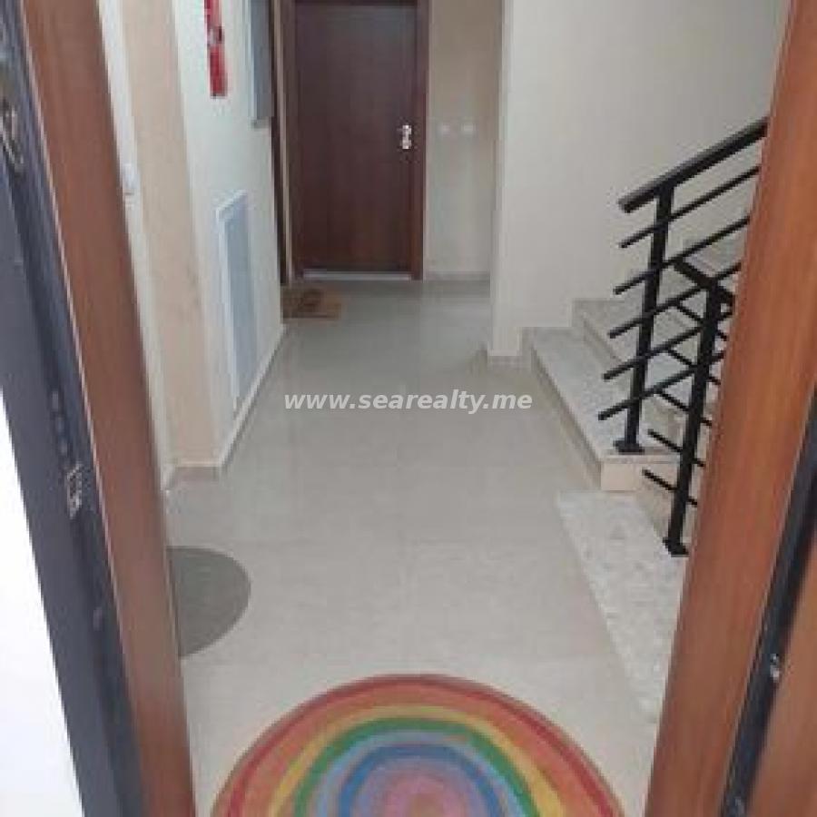 Dvoiposoban stan u Budvi, 64m² 10