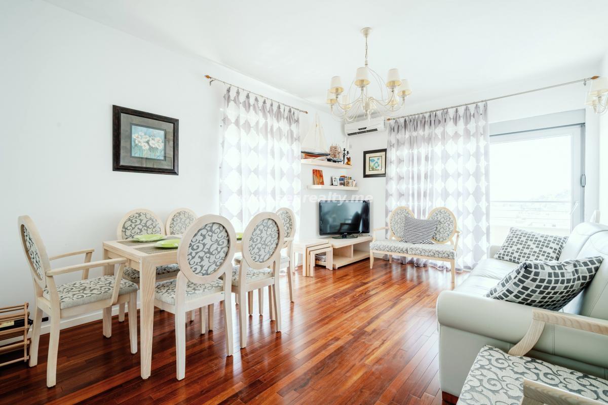 Dvoiposoban stan u Budvi, 76m²