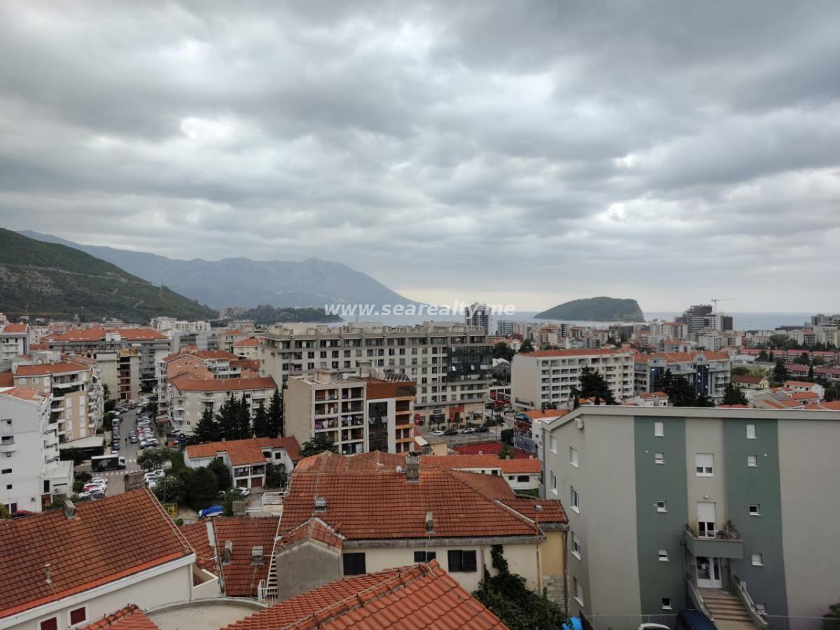 Dvoiposoban stan u Budvi, 75m² 6