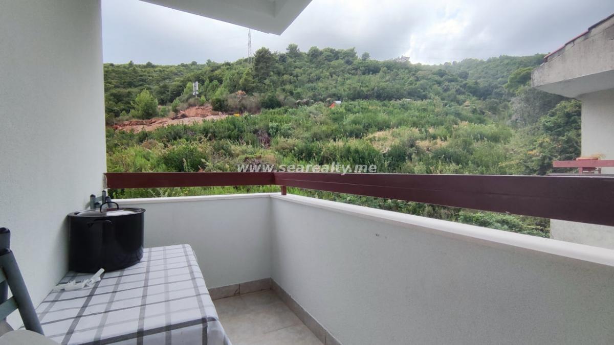 Dvoiposoban stan u Budvi, 75m² 8