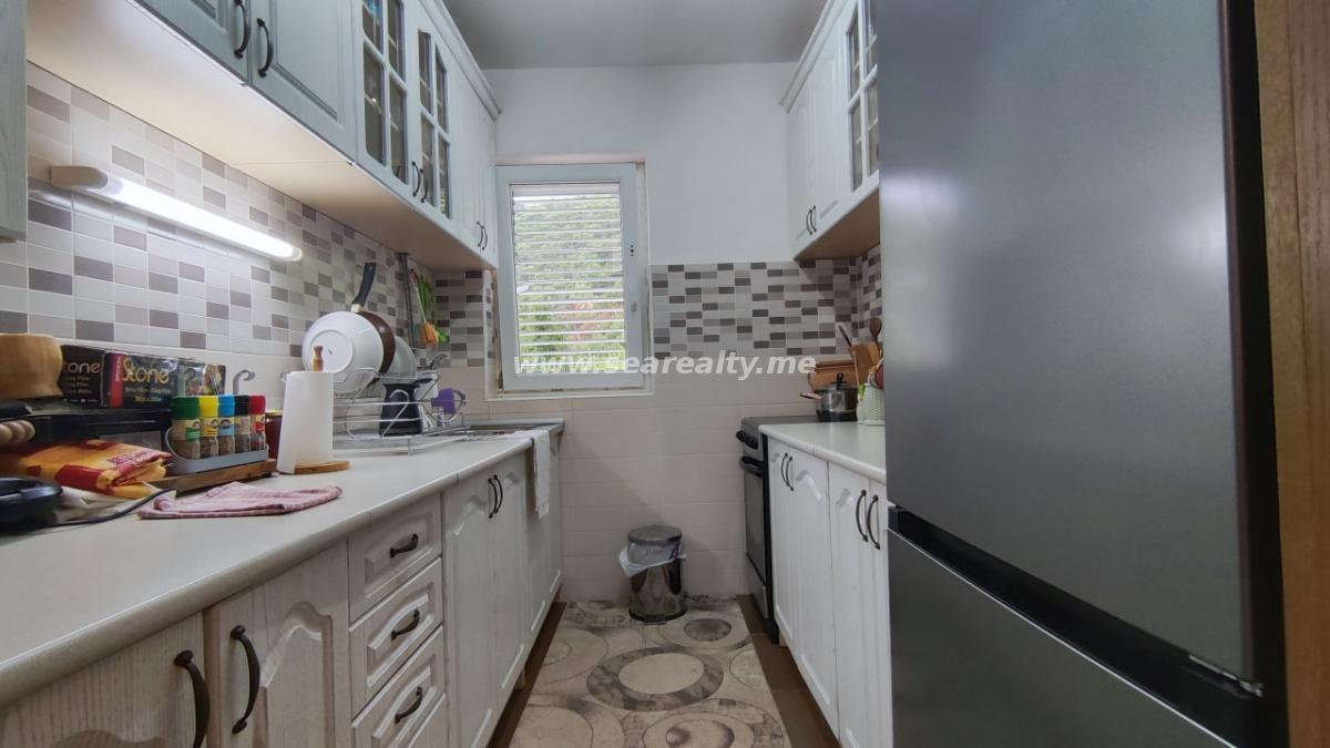Dvoiposoban stan u Budvi, 75m² 10